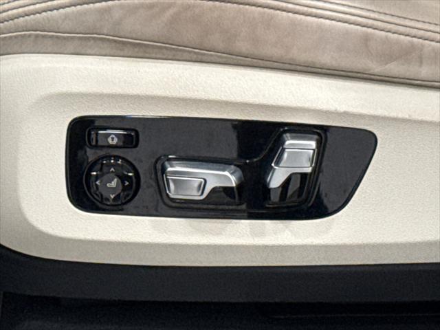 Photo of 2019 Blue BMW X5