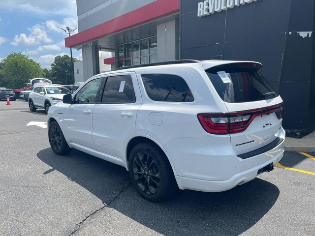 Photo of 2023 White Dodge Durango