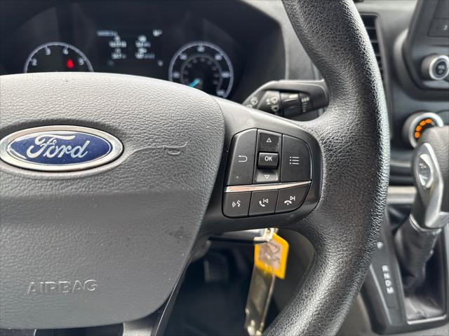 Photo of 2021 White Ford Transit-350