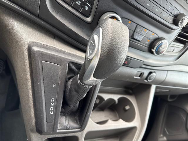 Photo of 2021 White Ford Transit-350