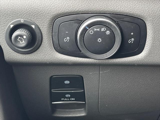 Photo of 2023 White Ford Transit-250