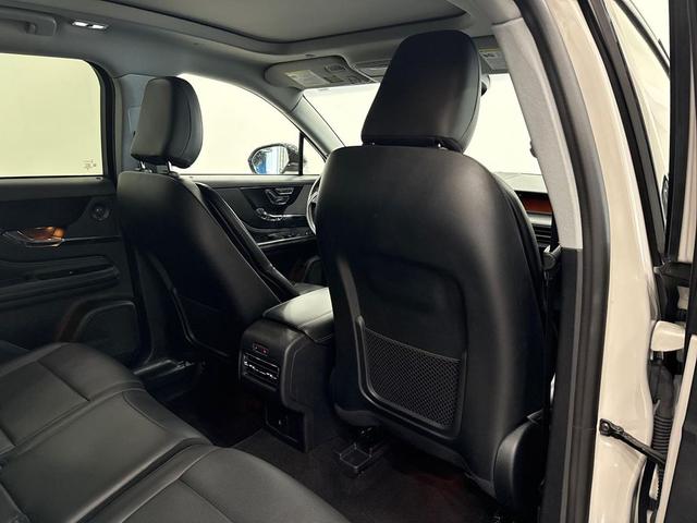Photo of 2021 White Lincoln Corsair