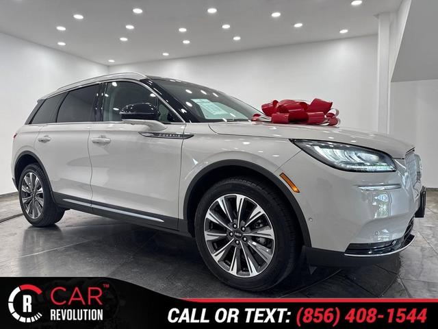 Photo of 2021 White Lincoln Corsair