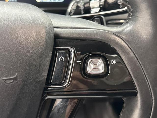 Photo of 2021 White Lincoln Corsair