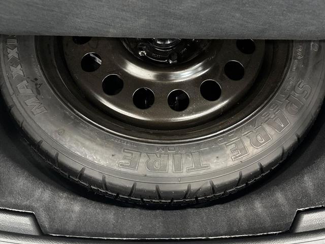 Photo of 2021 White Lincoln Corsair