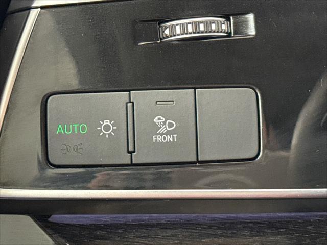 Photo of 2023 Carrara White Audi Q7