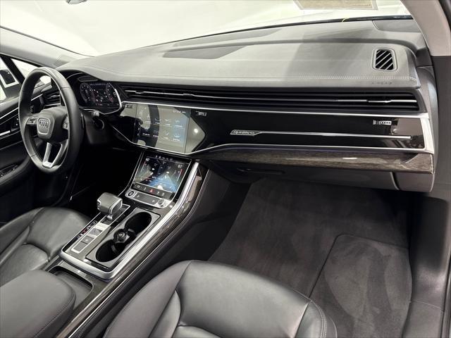 Photo of 2023 Carrara White Audi Q7