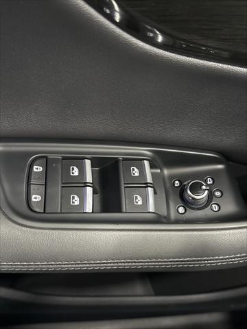 Photo of 2023 Carrara White Audi Q7