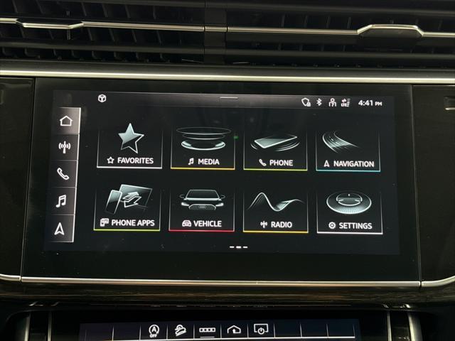 Photo of 2023 Carrara White Audi Q7