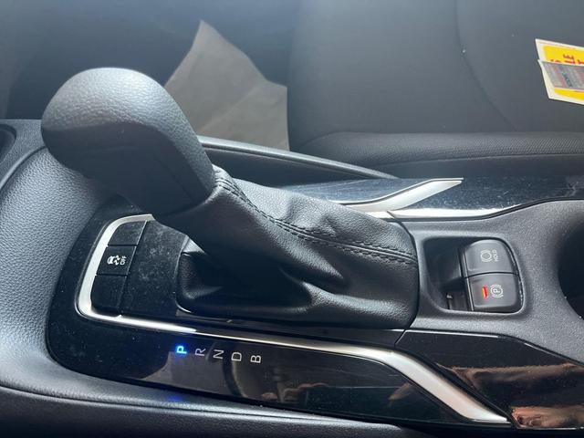 Photo of 2022 White Toyota Corolla