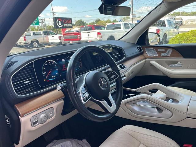 Photo of 2021 Silver Mercedes-Benz GLS 450