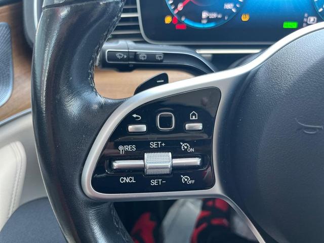 Photo of 2021 Silver Mercedes-Benz GLS 450
