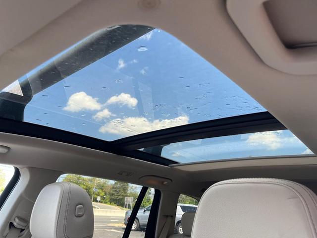 Photo of 2021 Silver Mercedes-Benz GLS 450
