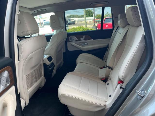 Photo of 2021 Silver Mercedes-Benz GLS 450