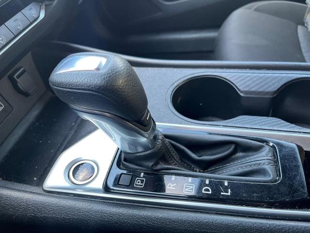 Photo of 2021 Black Nissan Altima