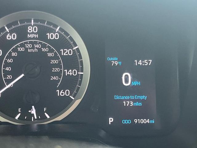 Photo of 2021 Silver Toyota Corolla