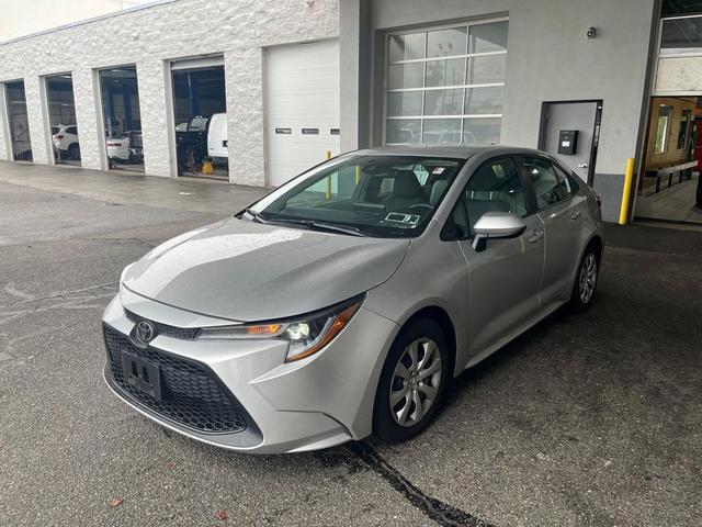 Photo of 2021 Silver Toyota Corolla