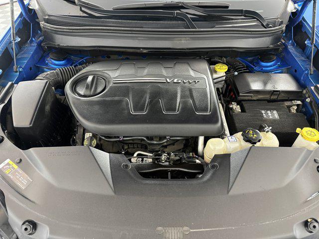 Photo of 2022 Hydro Blue Pearlcoat Jeep Cherokee