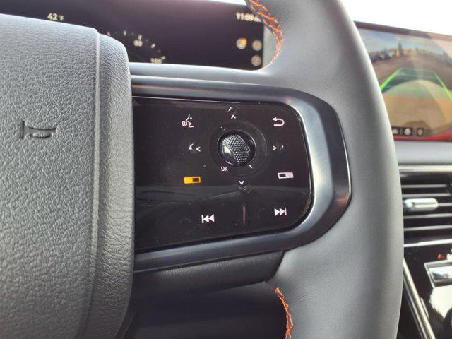 Photo of 2025 Super Black Nissan Armada