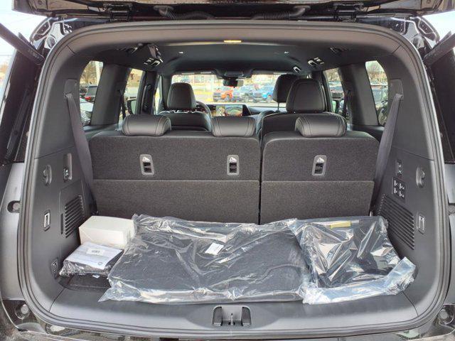 Photo of 2025 Super Black Nissan Armada