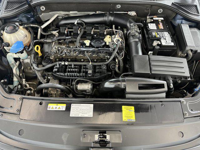 Photo of 2019 Tourmaline Blue Metallic Volkswagen Passat