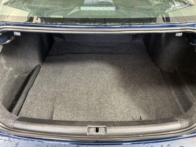 Photo of 2019 Tourmaline Blue Metallic Volkswagen Passat