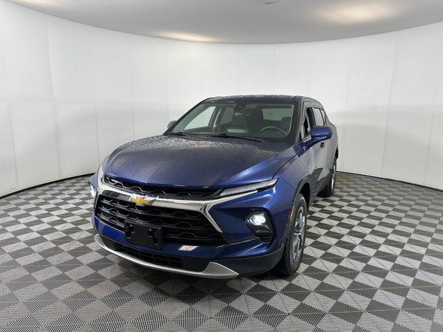 Photo of 2023 Blue Glow Metallic Chevrolet Blazer