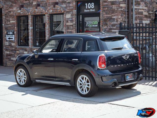Photo of 2015 Cosmic Blue Metallic MINI Countryman