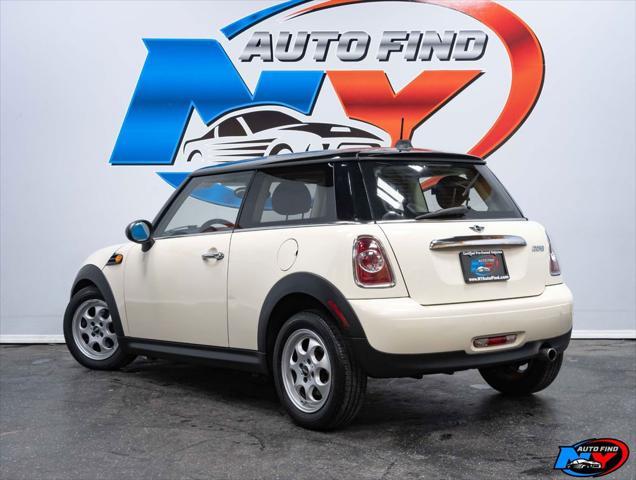 Photo of 2013 Pepper White MINI Hardtop