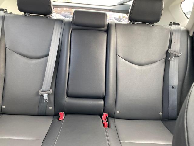 Photo of 2015 Barcelona Red Metallic Toyota Prius