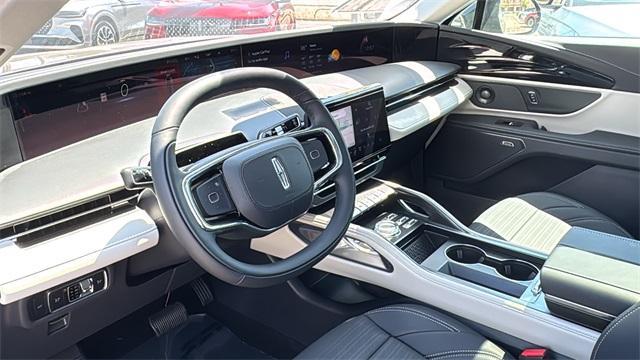 Photo of 2025 Diamond Red Lincoln Nautilus