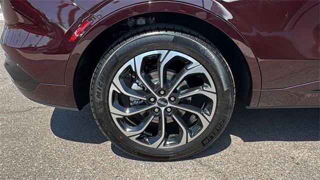 Photo of 2025 Diamond Red Lincoln Nautilus