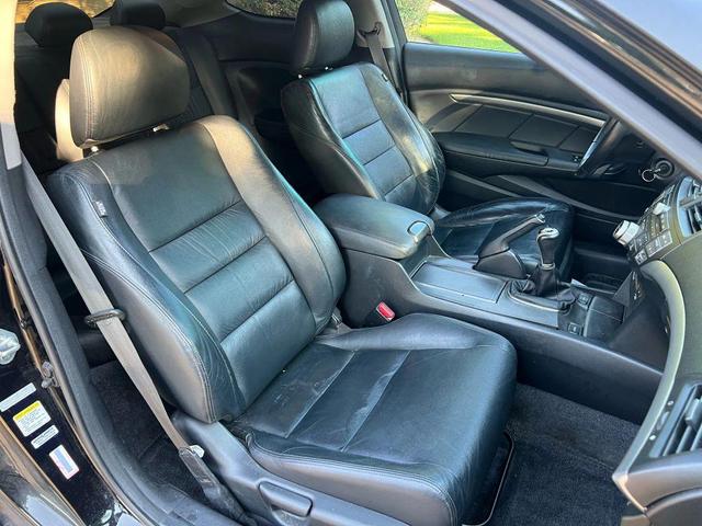 Photo of 2010 Crystal Black Pearl Honda Accord