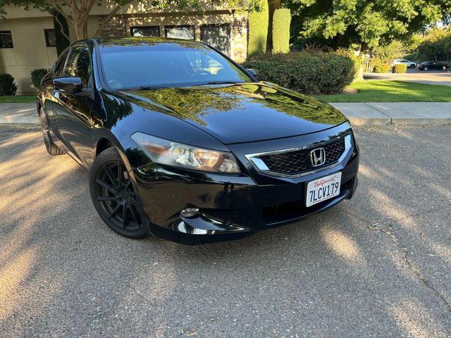 Photo of 2010 Crystal Black Pearl Honda Accord