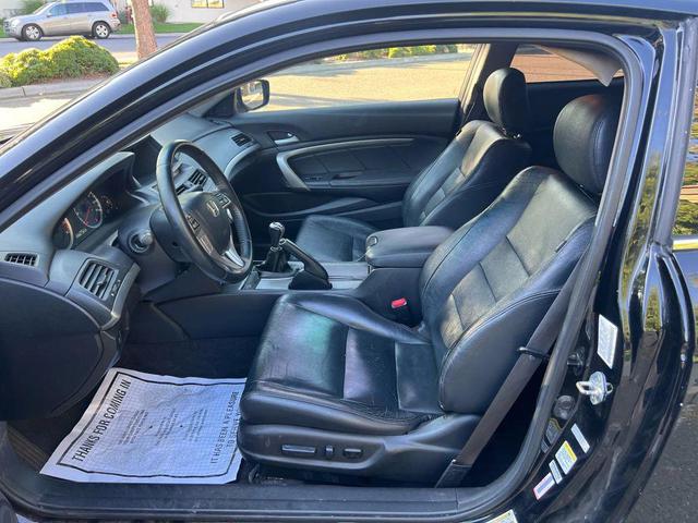 Photo of 2010 Crystal Black Pearl Honda Accord