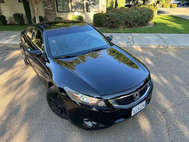 Photo of 2010 Crystal Black Pearl Honda Accord