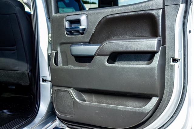 Photo of 2017 Silver Ice Metallic Chevrolet Silverado 1500