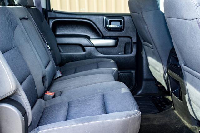 Photo of 2017 Silver Ice Metallic Chevrolet Silverado 1500