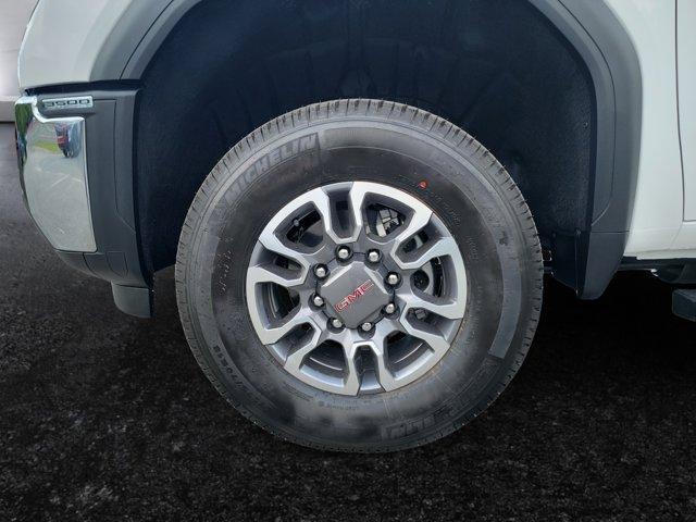 Photo of 2025 Summit White GMC Sierra 3500