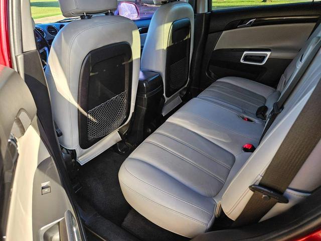 Photo of 2013 Red Chevrolet Captiva Sport