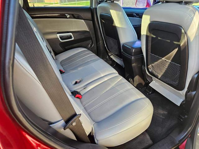 Photo of 2013 Red Chevrolet Captiva Sport