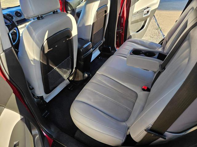 Photo of 2013 Red Chevrolet Captiva Sport