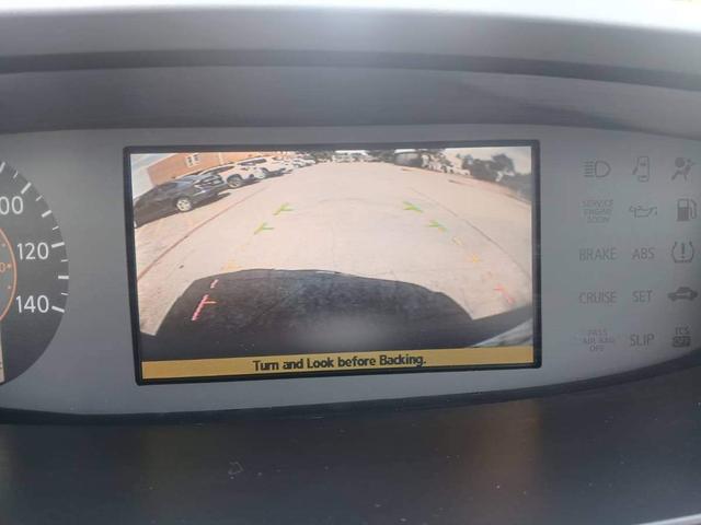 Photo of 2006 Gray Nissan Quest
