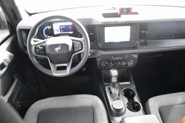 Photo of 2022 OXFORD WHITE Ford Bronco