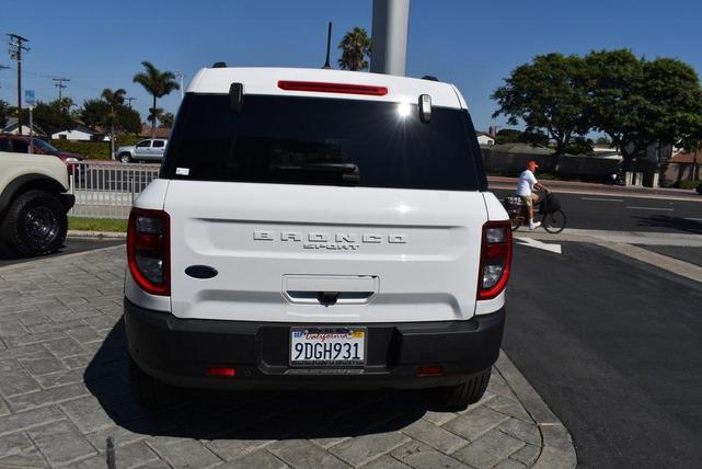 Photo of 2022 OXFORD WHITE Ford Bronco Sport