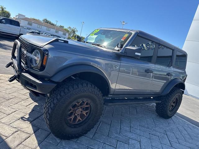 Photo of 2022 CARBONIZED GRAY METALLIC Ford Bronco