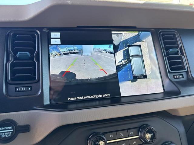 Photo of 2022 CARBONIZED GRAY METALLIC Ford Bronco