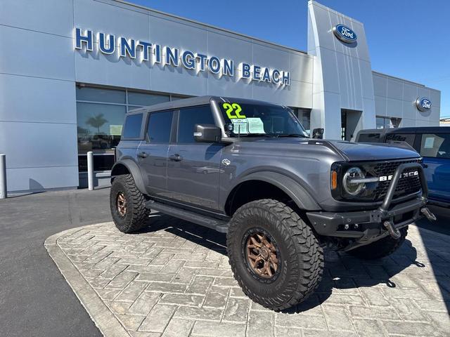 Photo of 2022 CARBONIZED GRAY METALLIC Ford Bronco