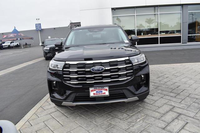Photo of 2025 AGATE BLACK METALLIC Ford Explorer