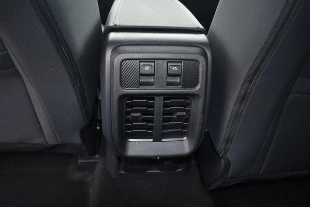 Photo of 2025 DESERT SAND Ford Bronco